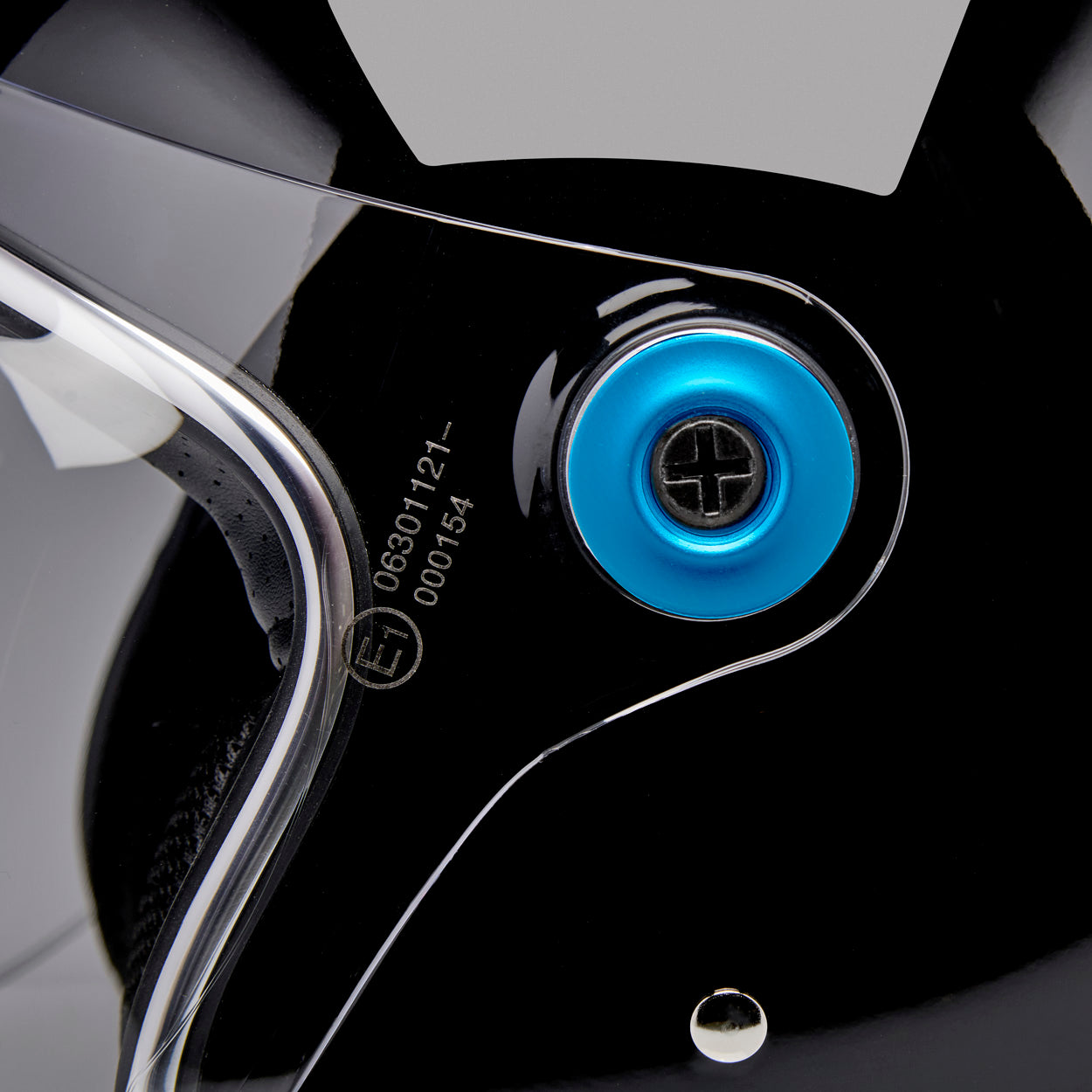 Tahoe Hardware Kit - Black Screw / Blue Baseplate