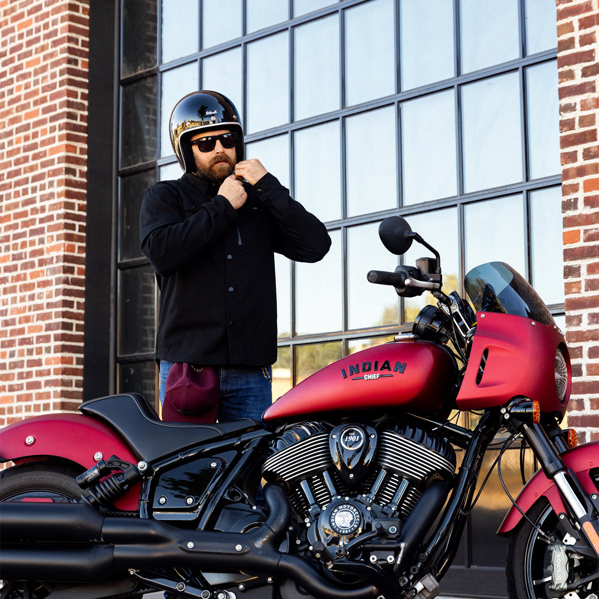 Bonanza Helmet - Gloss Black