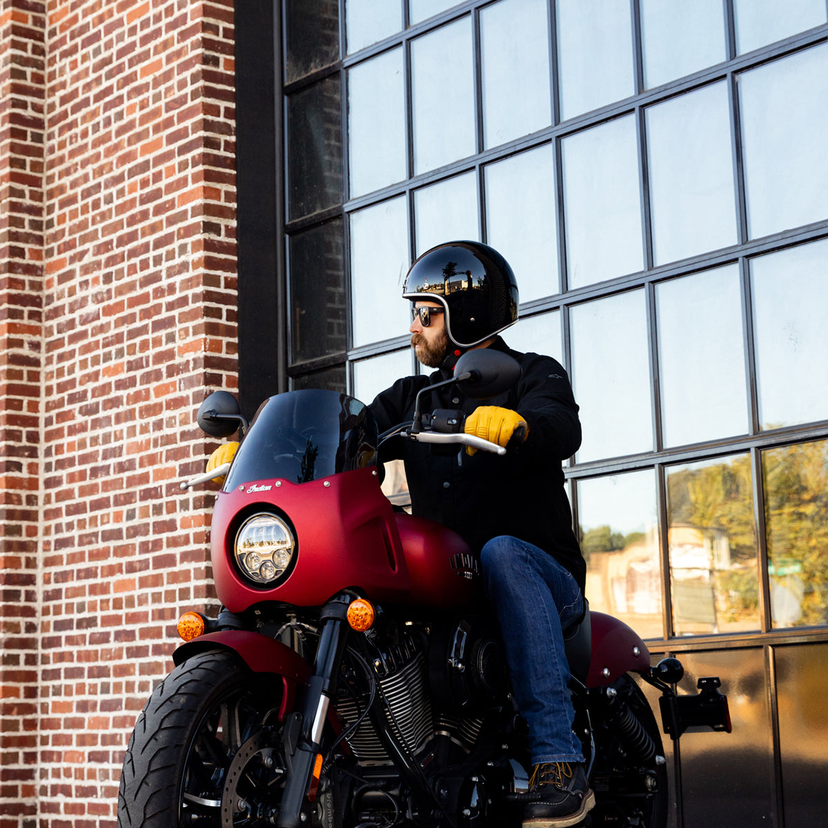 Bonanza Helmet - Gloss Black