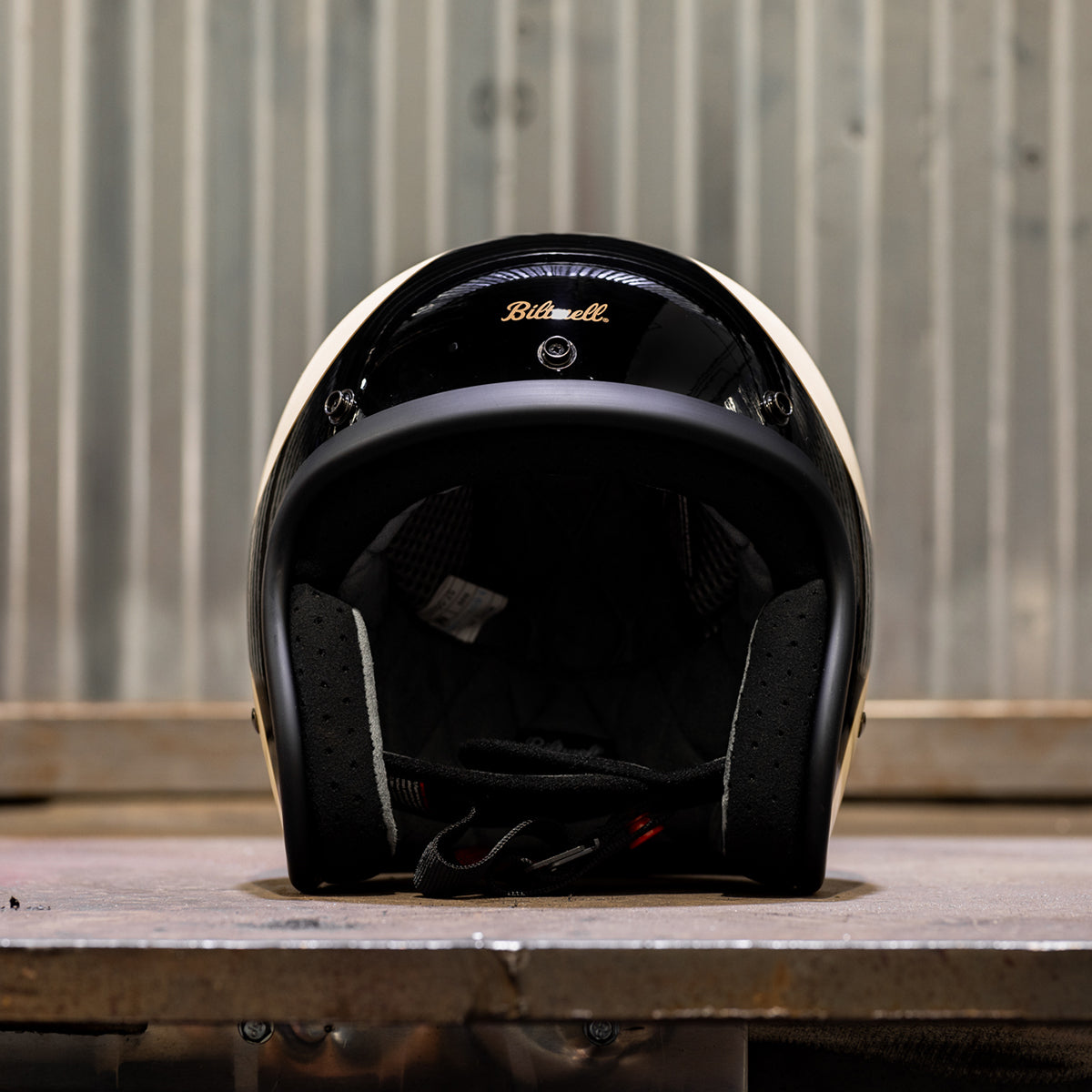 CLOSEOUT Bonanza Helmet - Scallop Gloss Vintage White / Gloss Black - SIZE X-SMALL ONLY