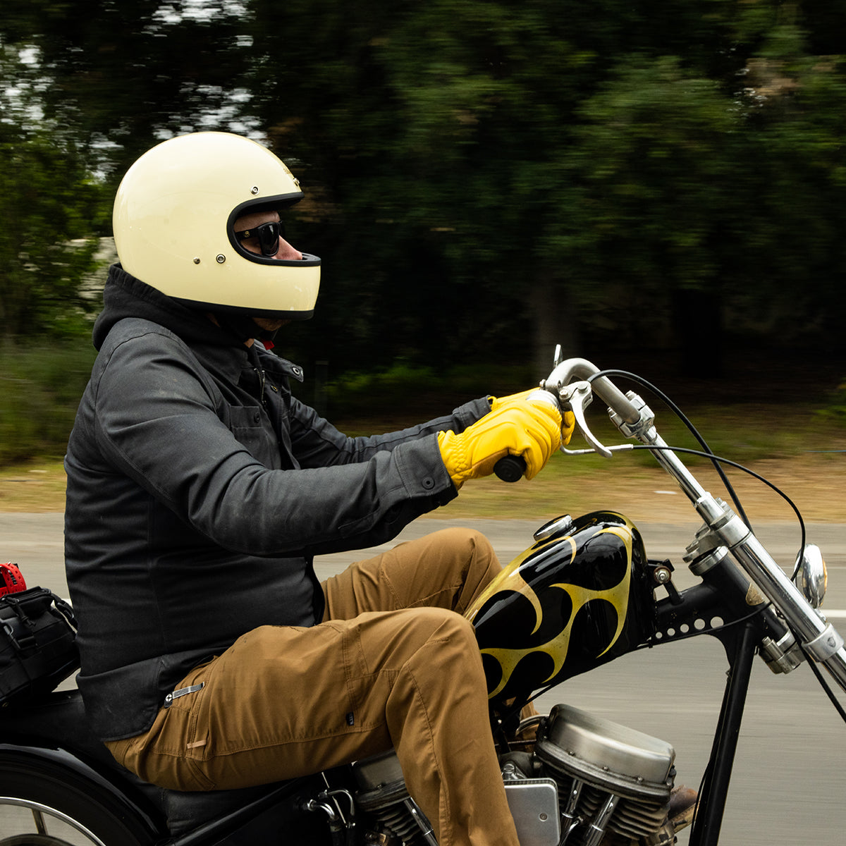 Gringo Helmet - Gloss Vintage White
