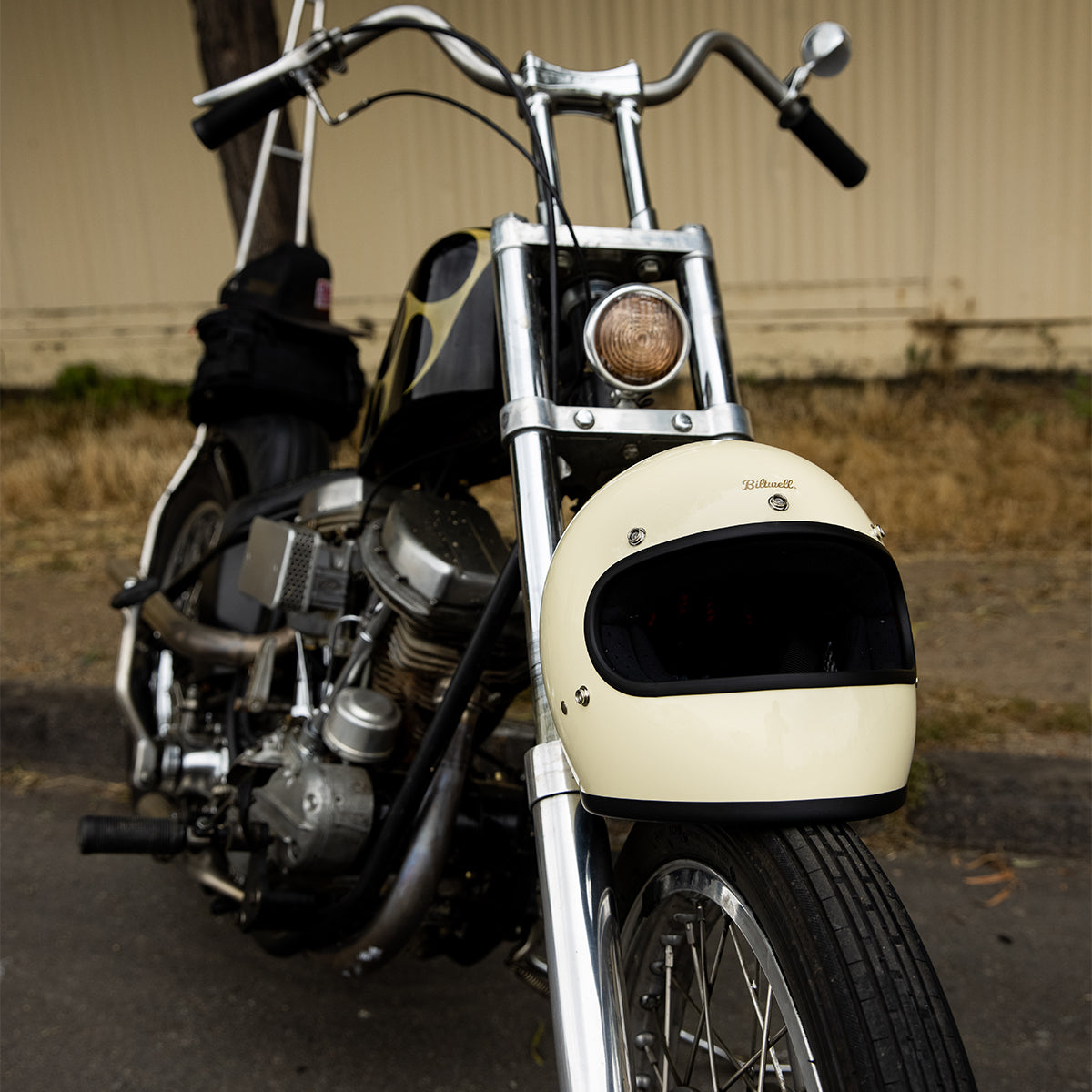 Gringo Helmet - Gloss Vintage White