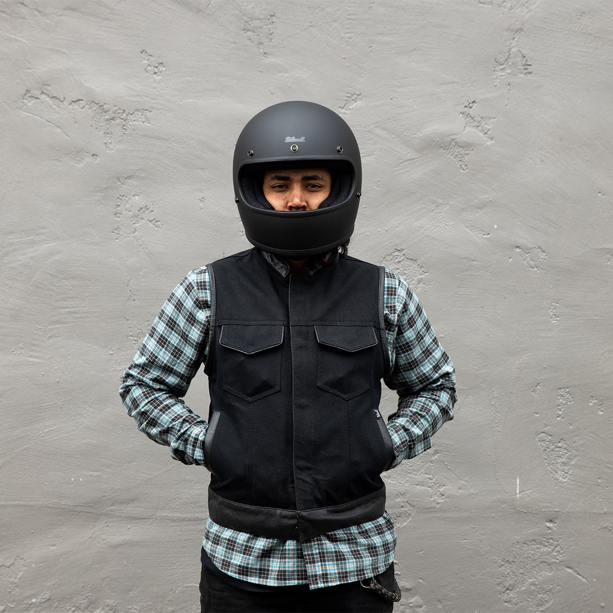 CLOSEOUT Gringo Helmet - Flat Black ECE R22.06