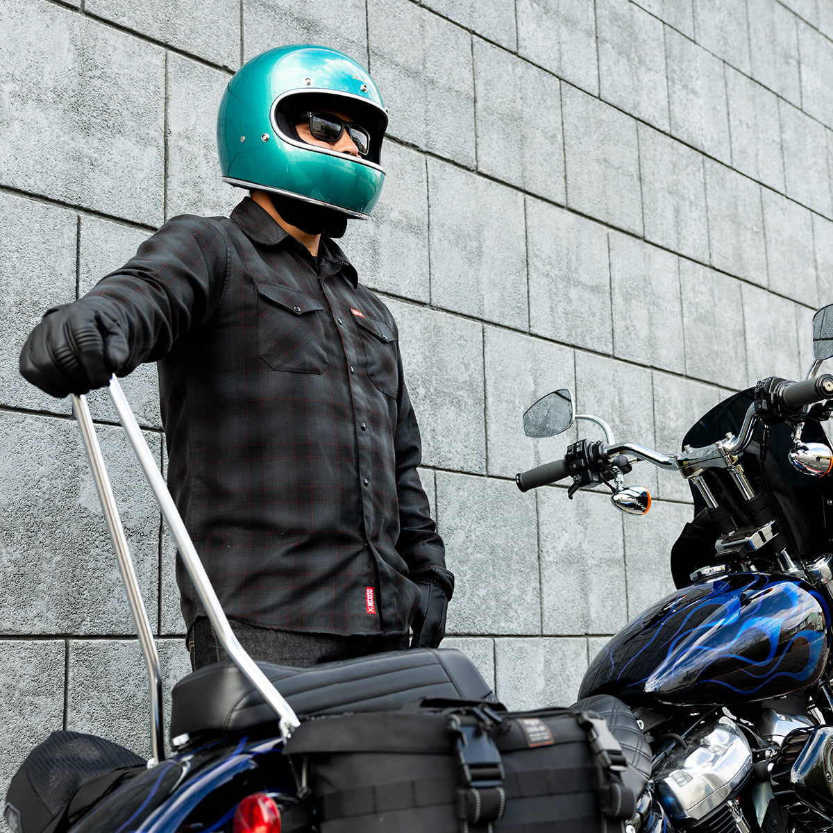 Gringo Helmet - Metallic Catalina