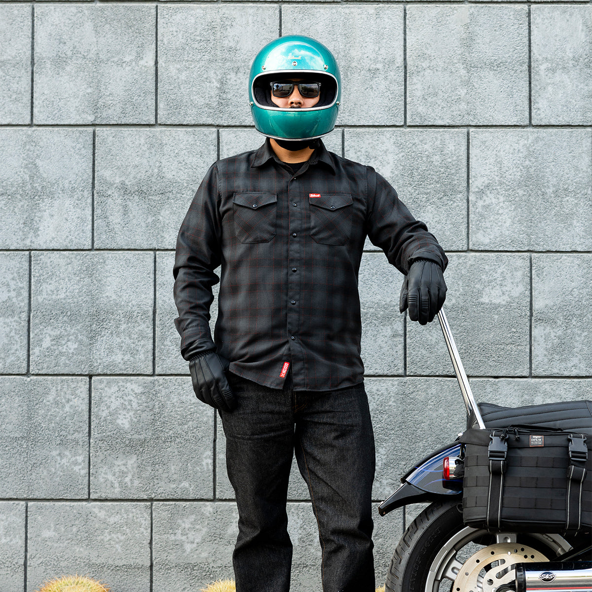 Gringo Helmet - Metallic Catalina