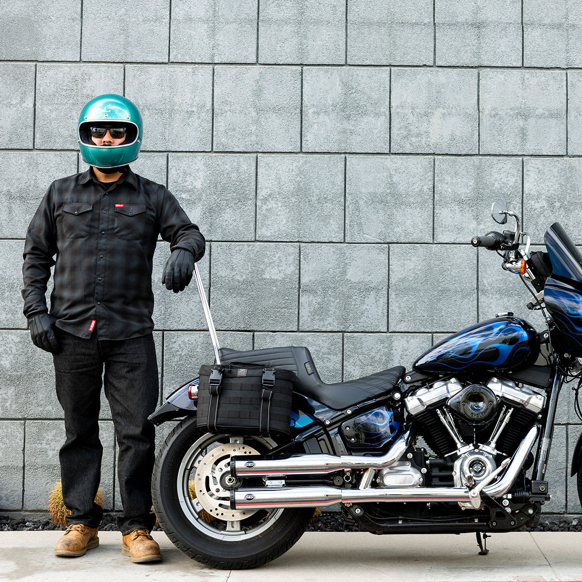 Gringo Helmet - Metallic Catalina