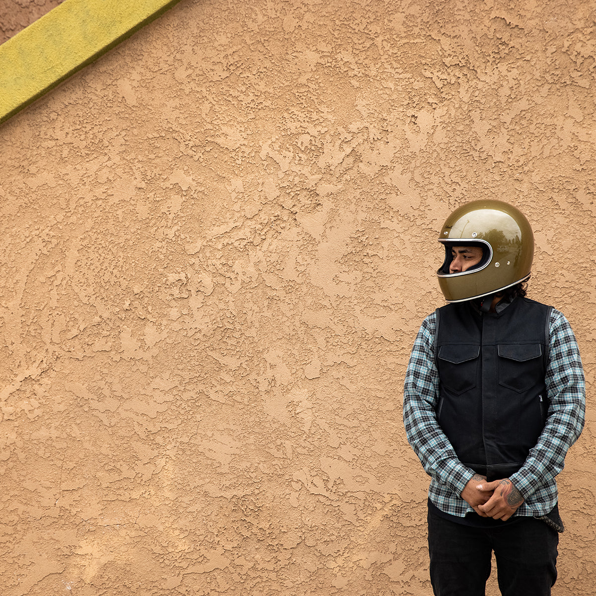 Gringo ECE R22.06 Helmet - Ugly Gold Metallic