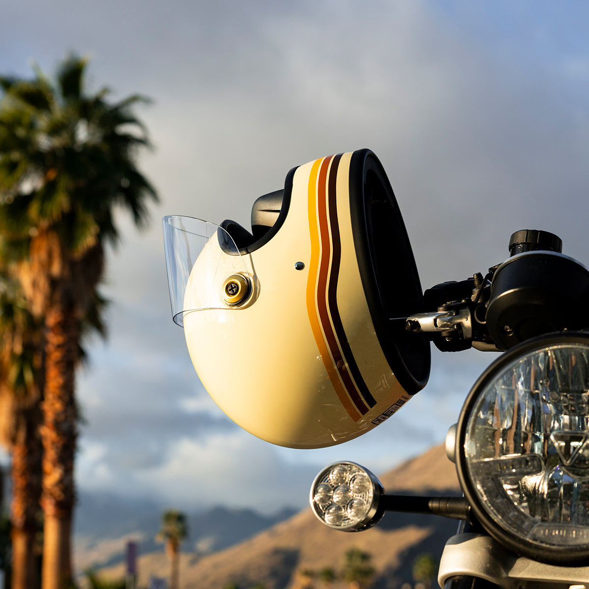 Gringo S Helmet - Vintage Desert Spectrum