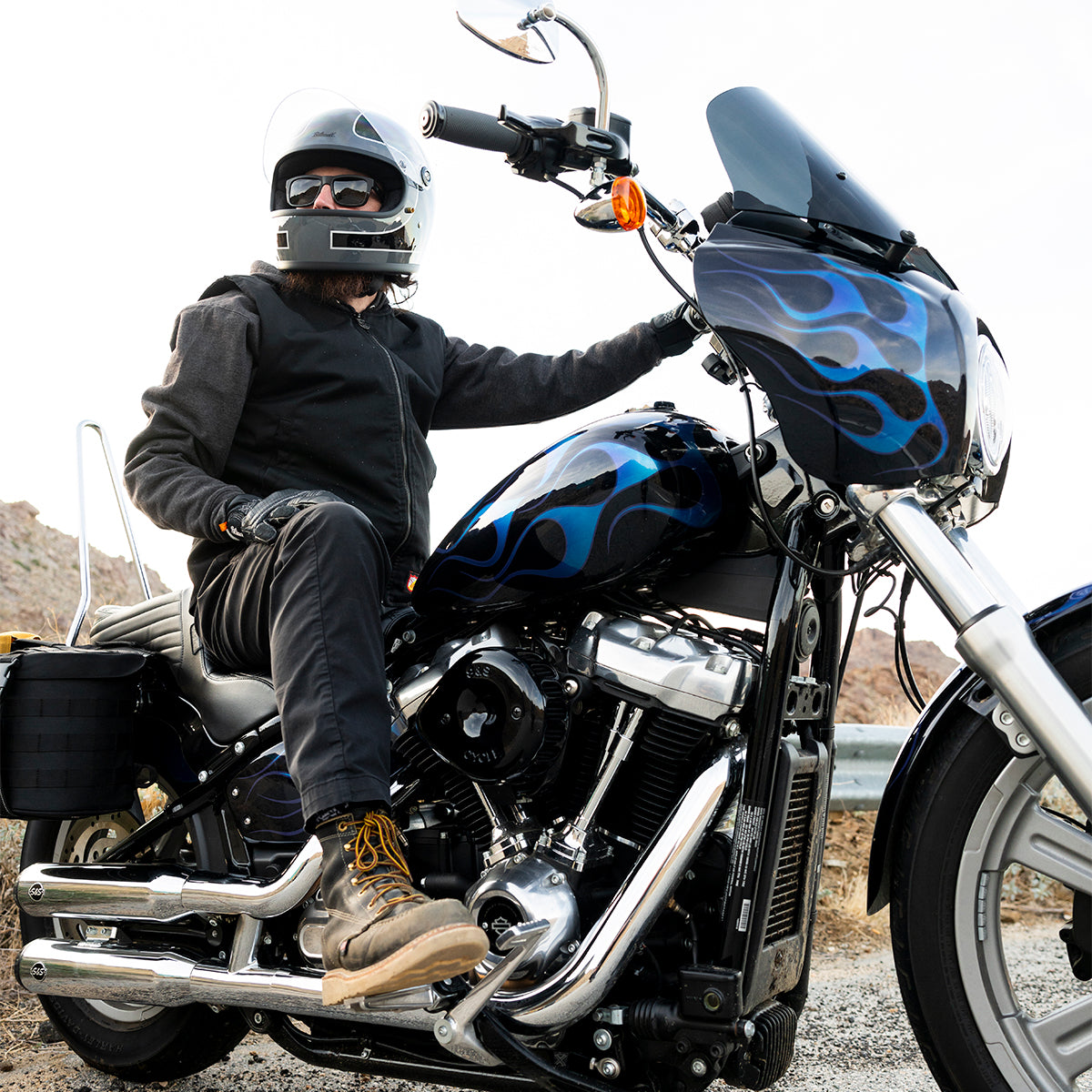 Gringo S Helmet - Gloss Storm Grey / Black Tracker