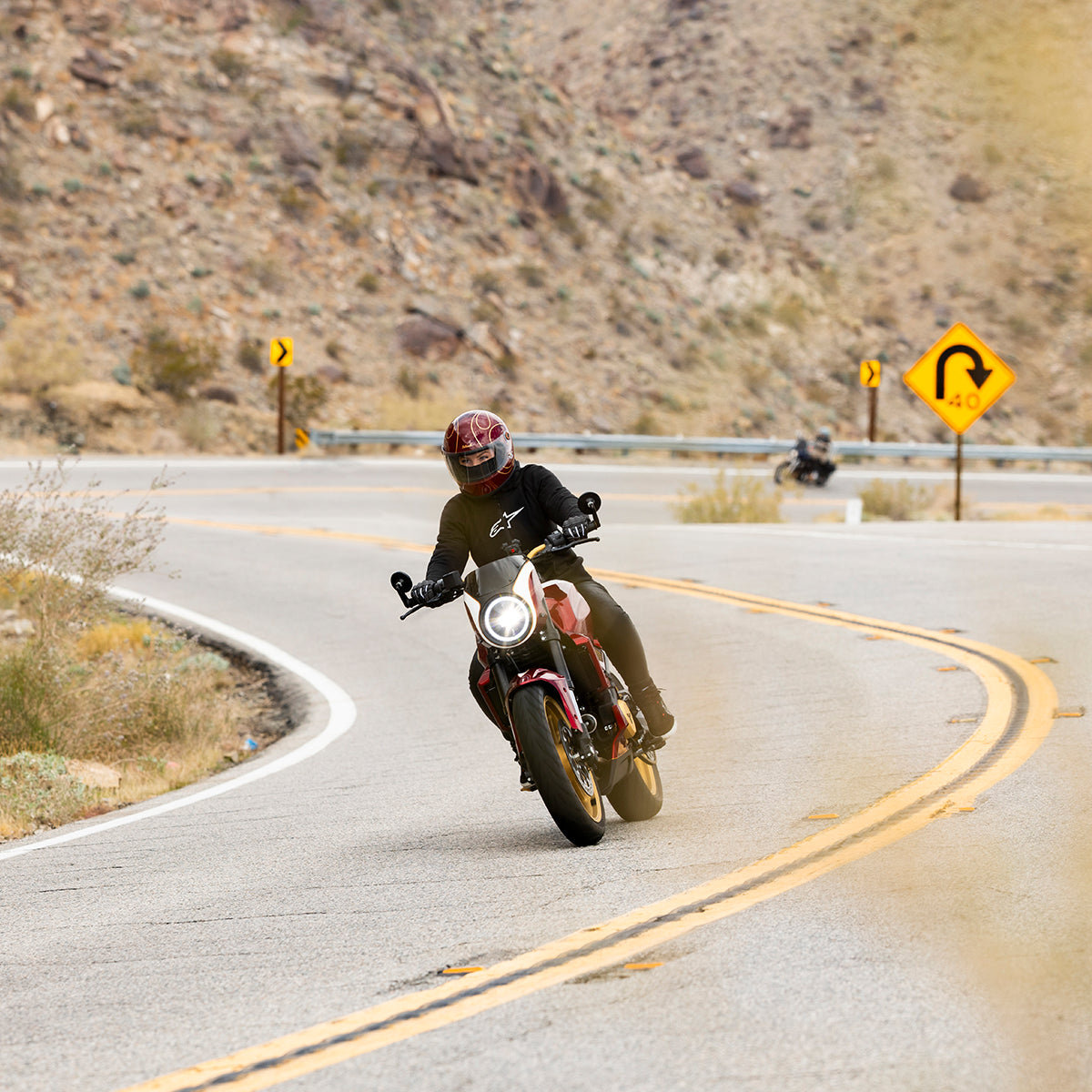 Gringo S Helmet - Gloss Garnet Red Flames