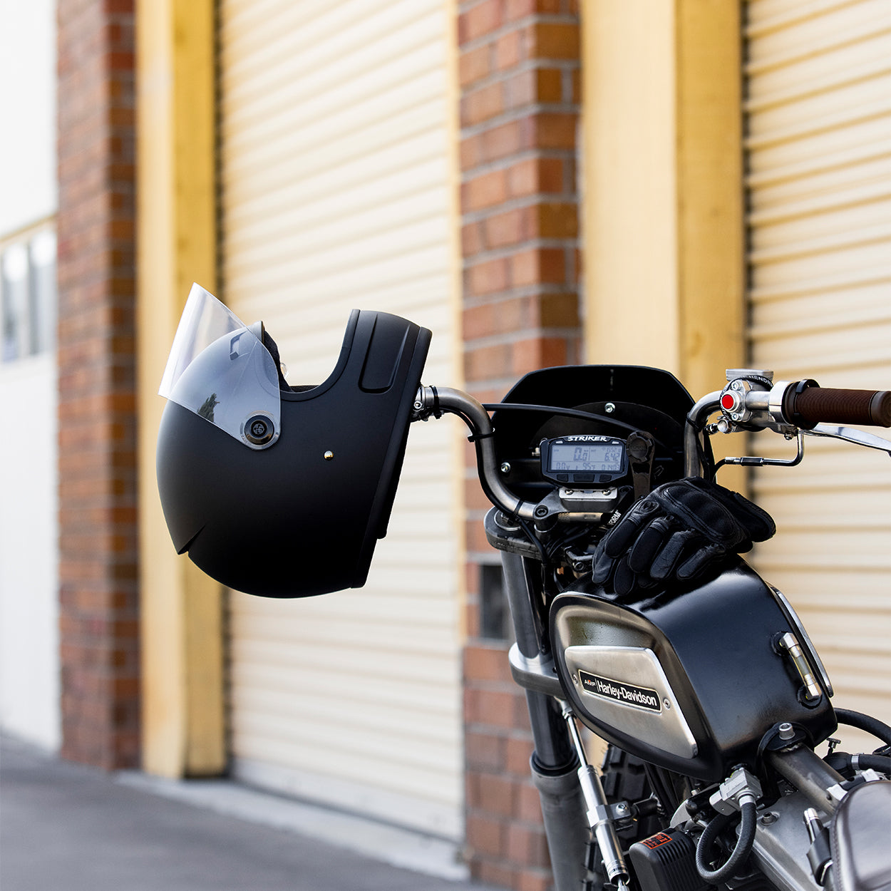 Gringo SV Helmet - Flat Black