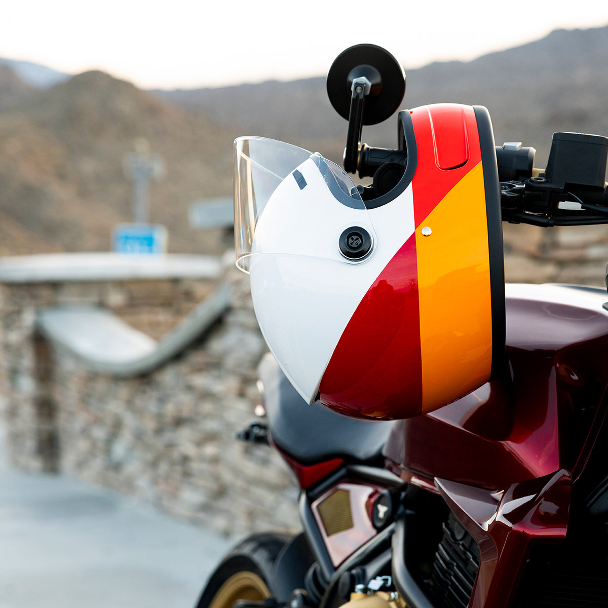 Gringo SV Helmet - Intersection R/O/Y