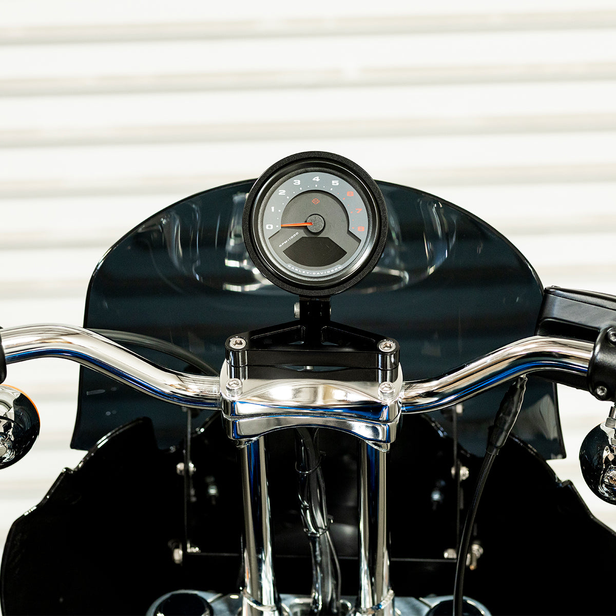Softail Gauge Mount