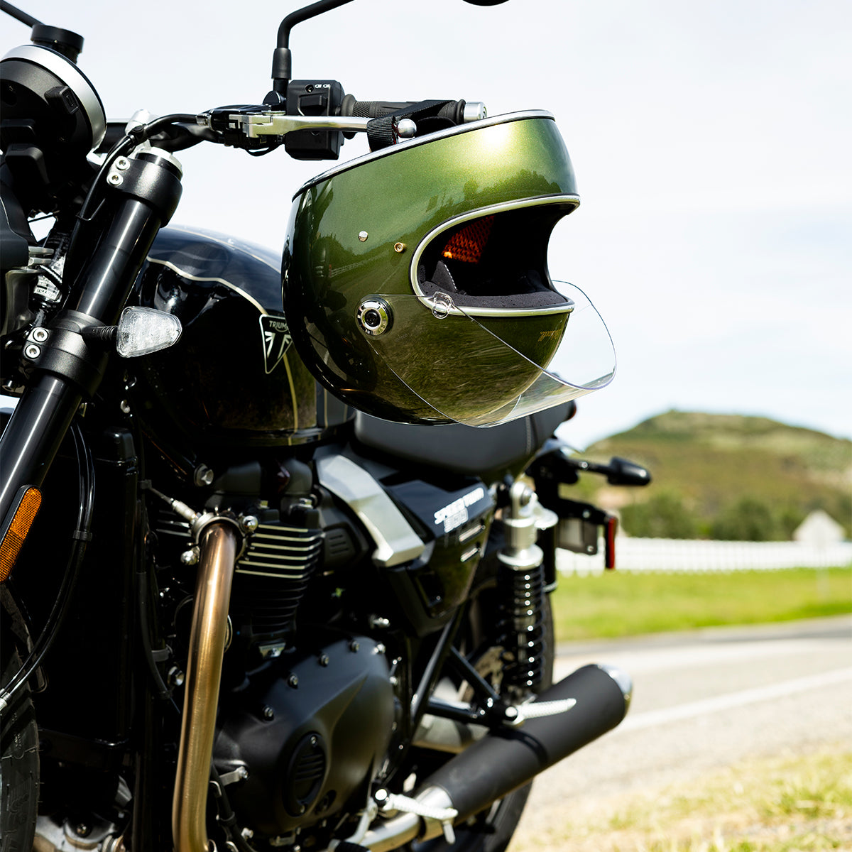 Gringo S Helmet - Metallic Dart Green