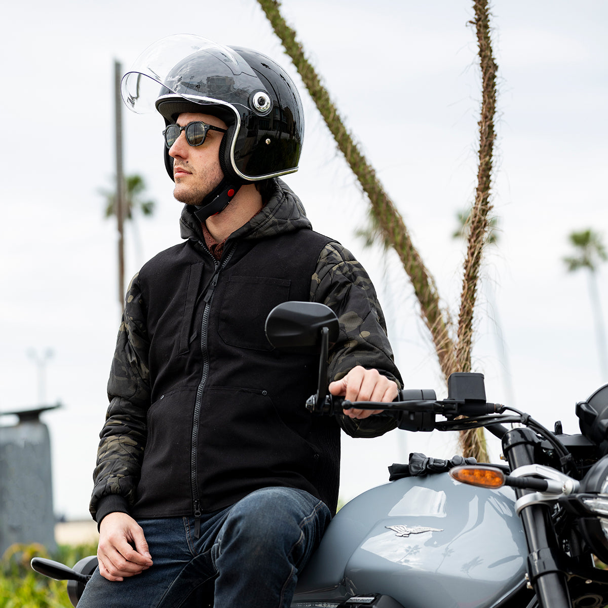 Tahoe Helmet - Gloss Black