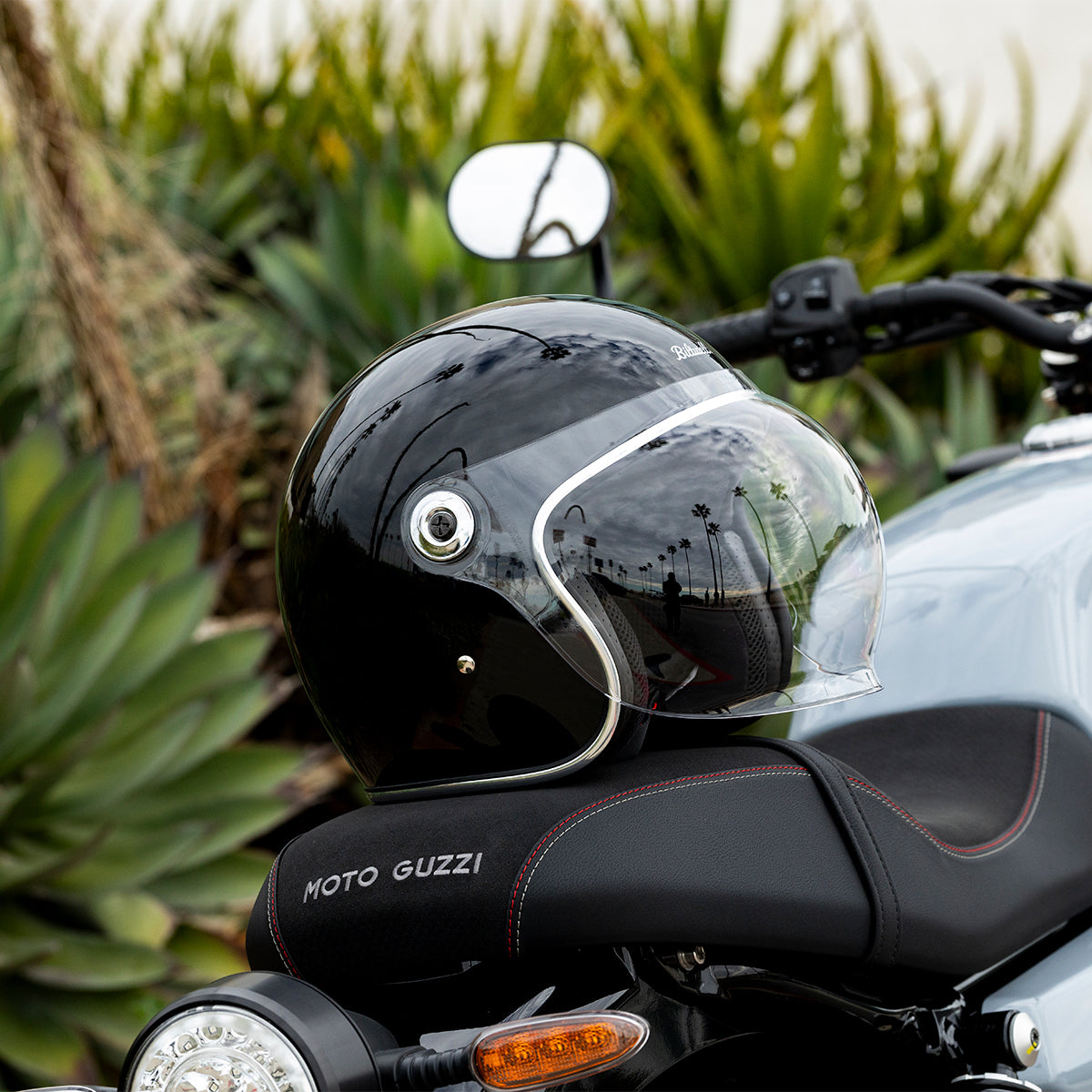 Tahoe Helmet - Gloss Black