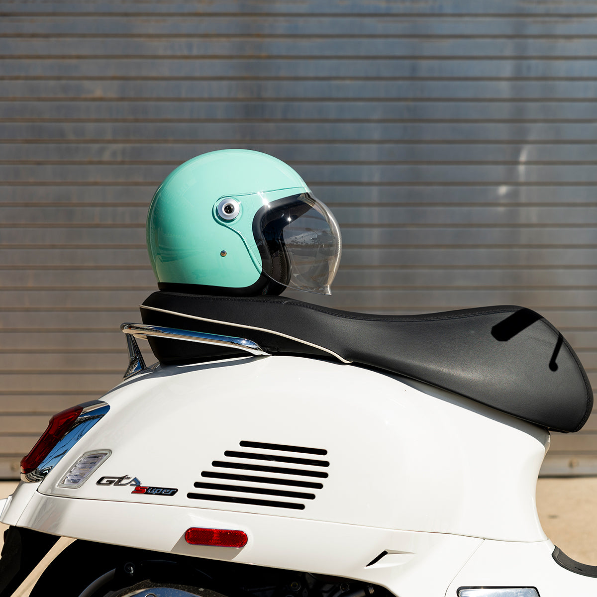 Tahoe Helmet - Gloss Mint Julep