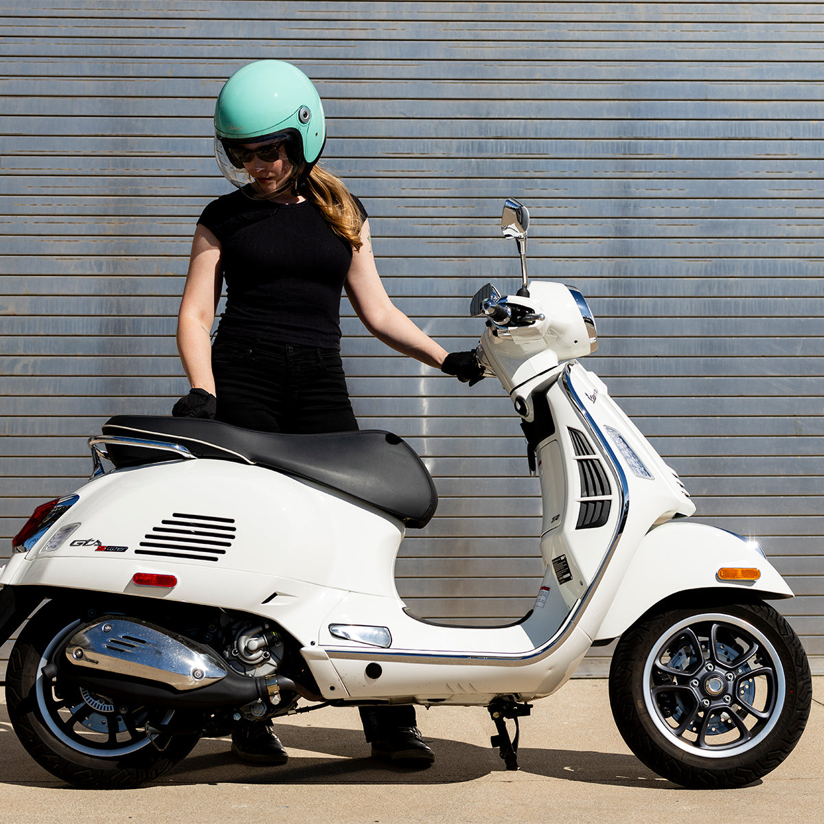 Tahoe Helmet - Gloss Mint Julep