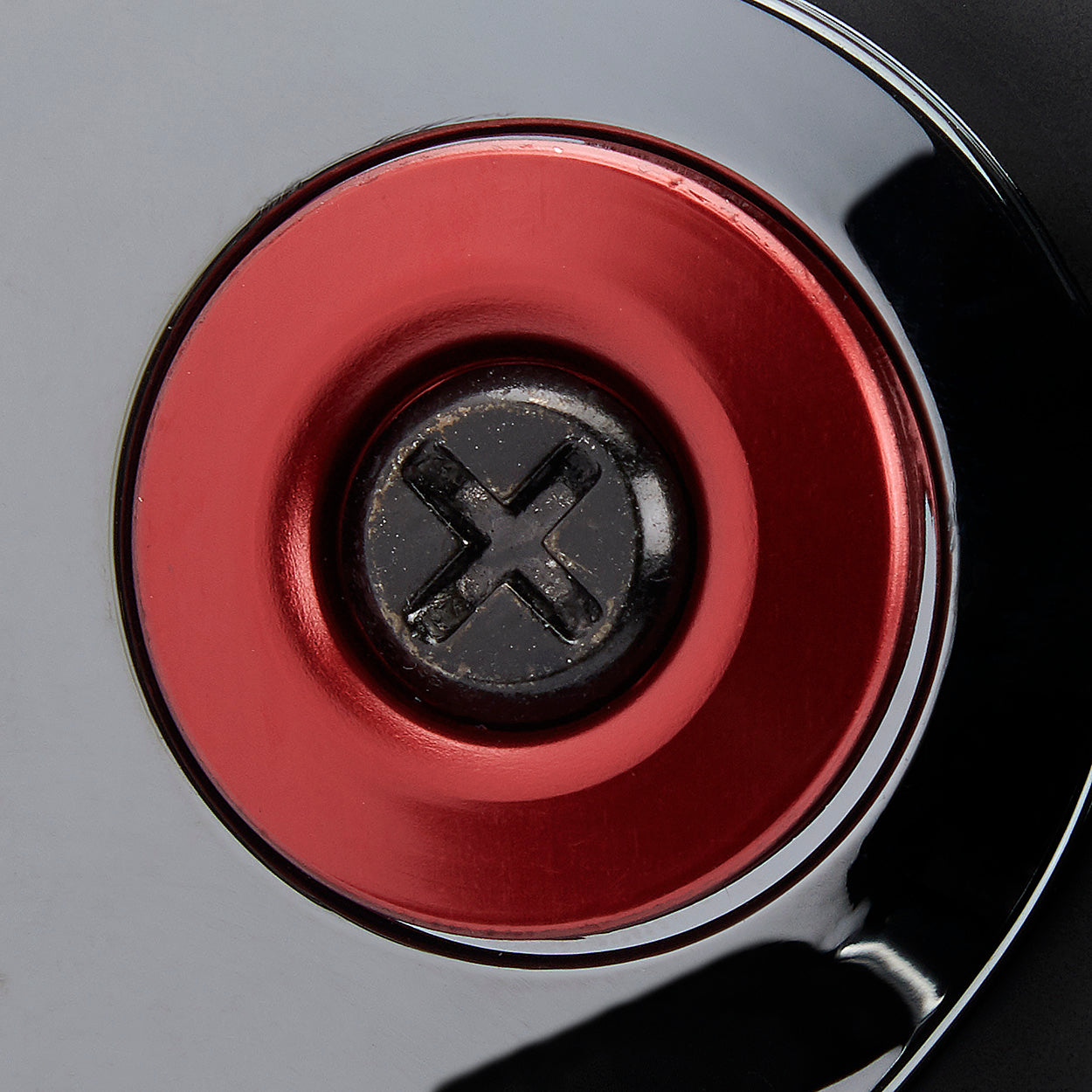 Helmet Hardware Kit - Black Screw / Red Baseplate