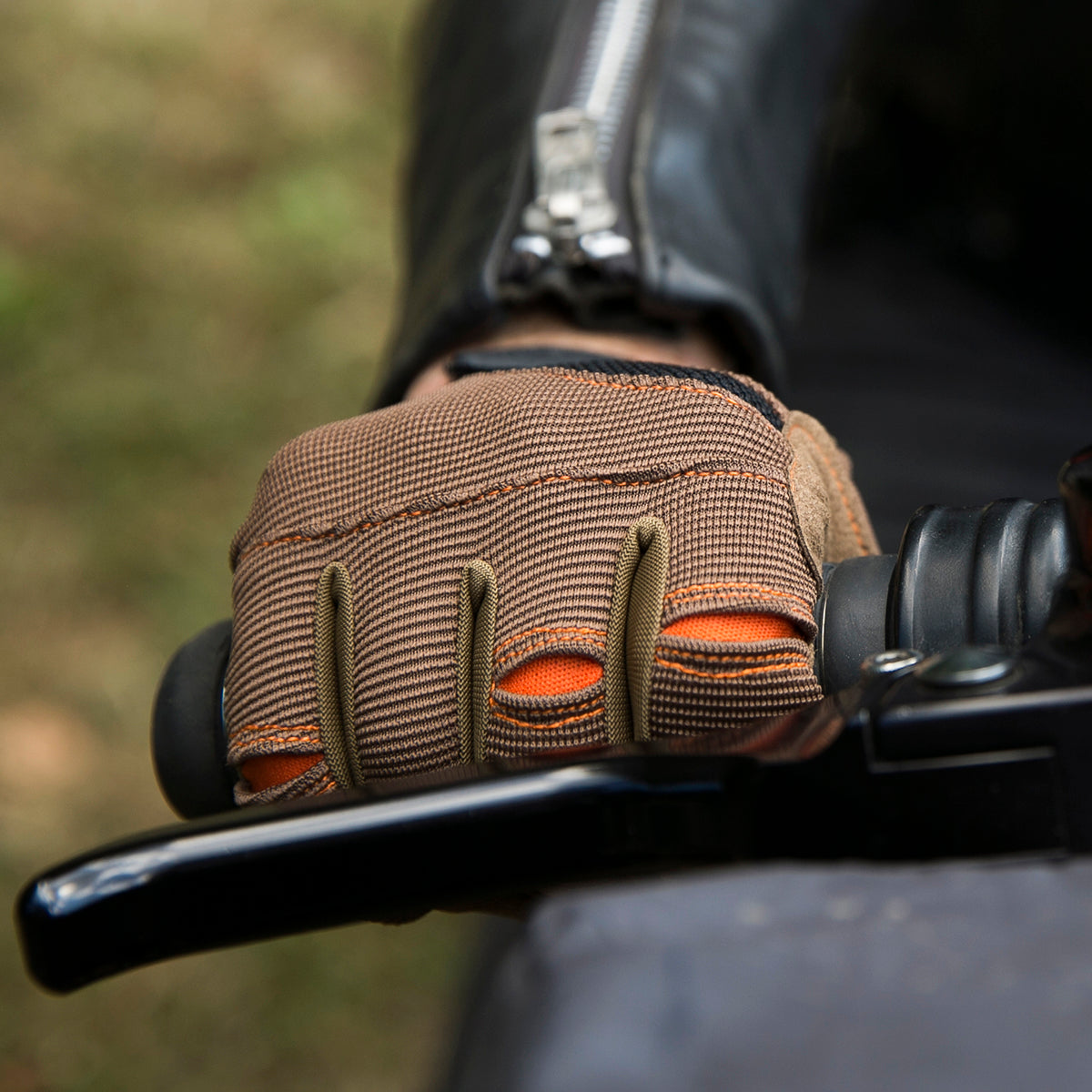 Moto Gloves - Brown/Orange