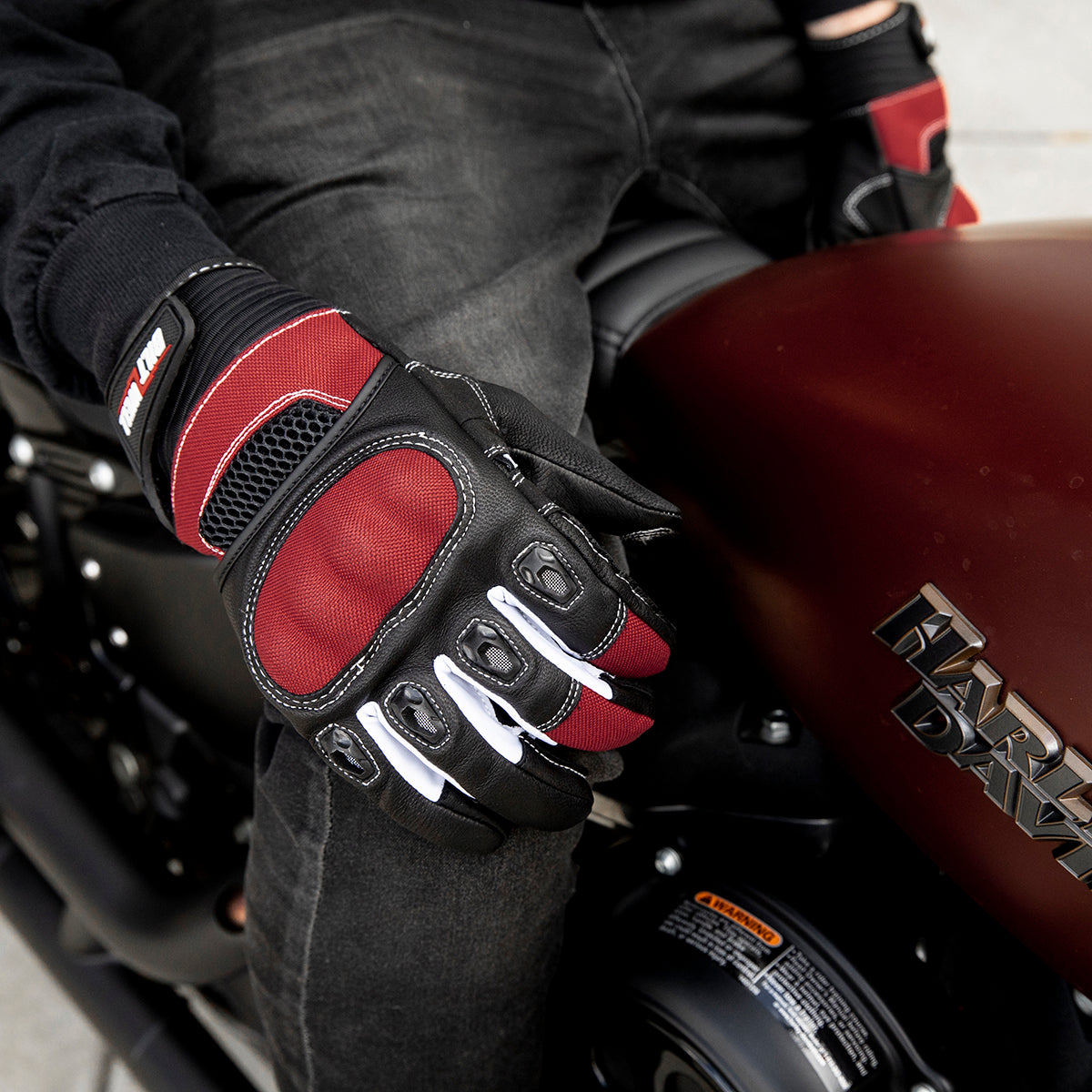 Bridgeport Gloves - Red