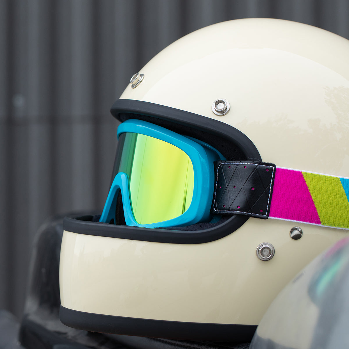 Overland 2.0 Goggle - Tri Stripe Jet Boat