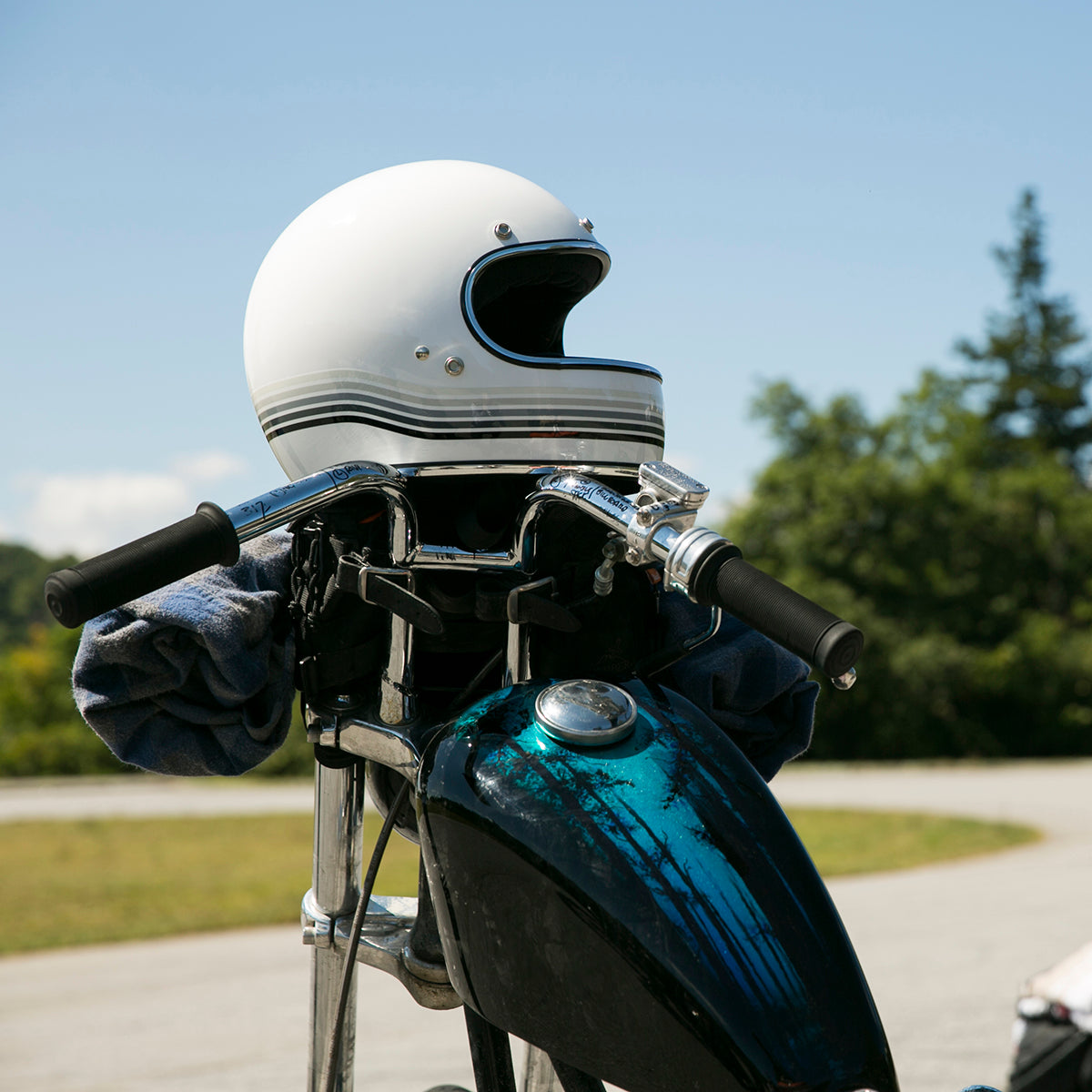 CLOSEOUT RE-Bar - Chrome