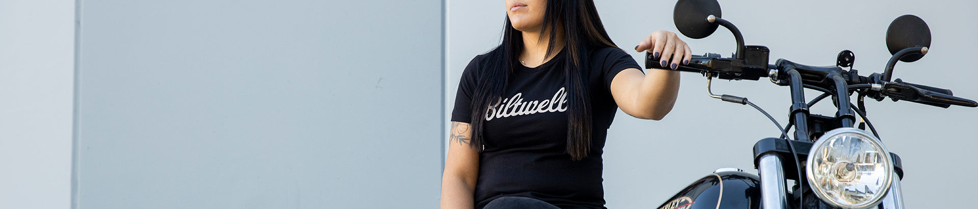 Womens' Short Sleeve Shirts