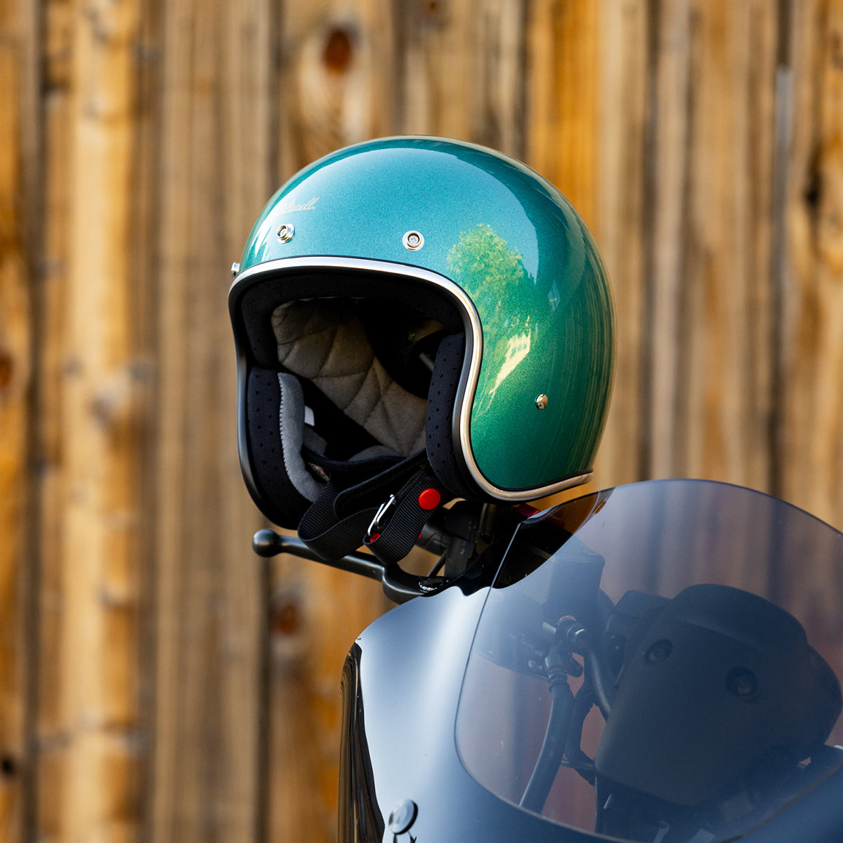 Bonanza Helmet - Metallic Catalina