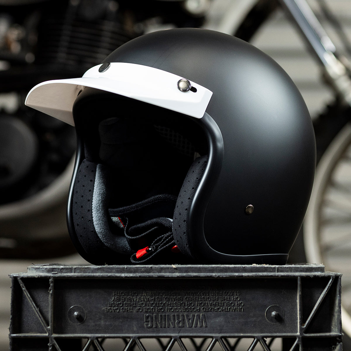 Moto Visor - White