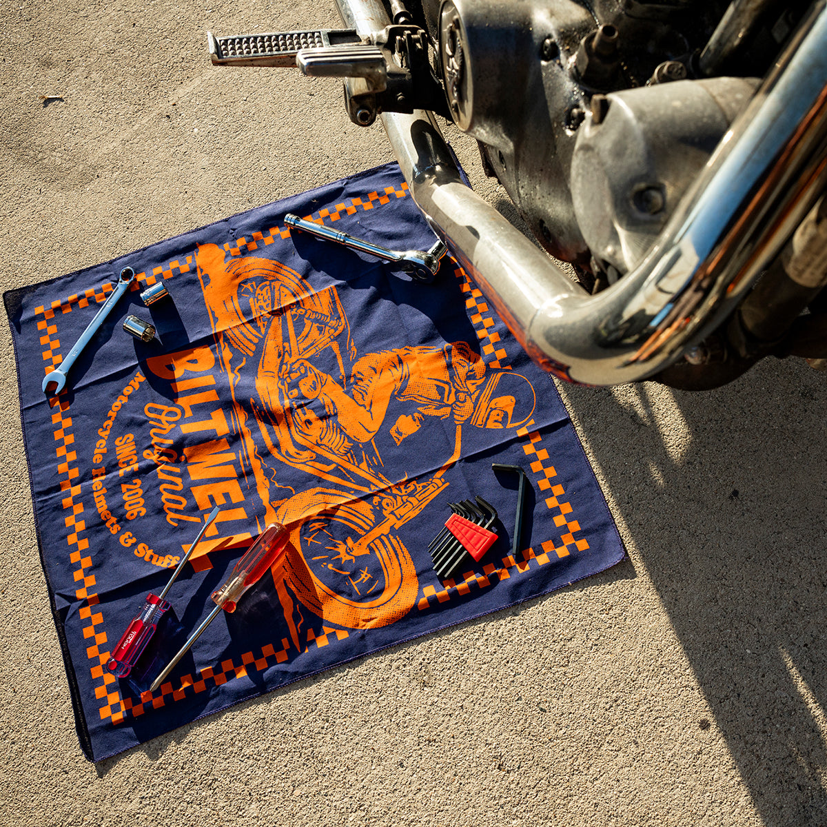 Biltwell Bandana - Lefty Navy