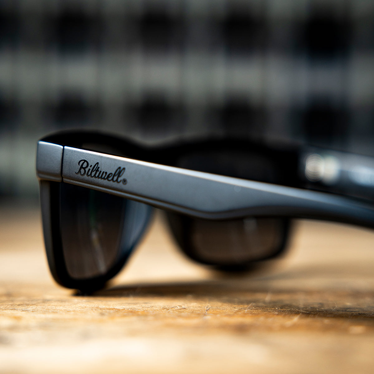RAMBLR Sunglasses - Grey Smoke
