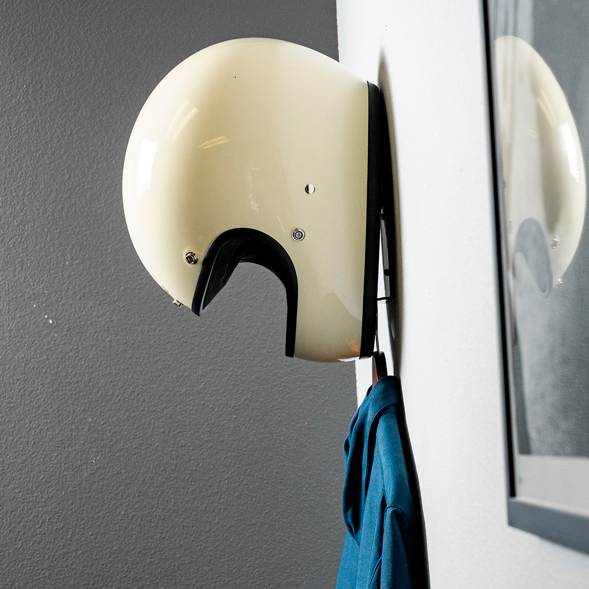 Helmet Hanger
