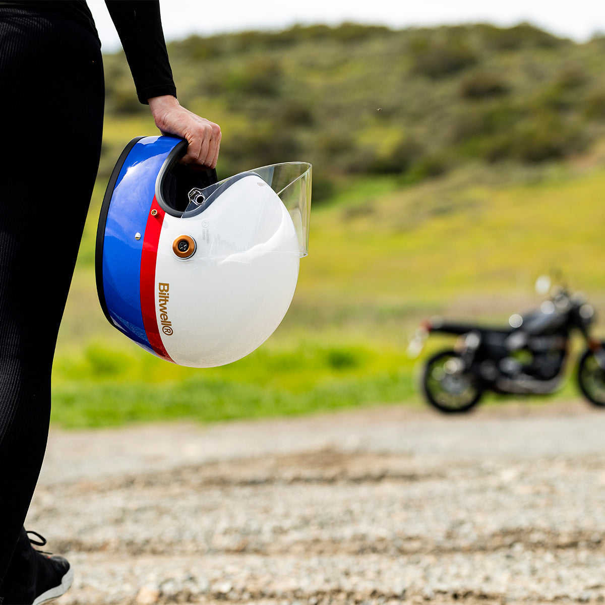 Gringo S Helmet - Apex Gloss White / Red / Blue