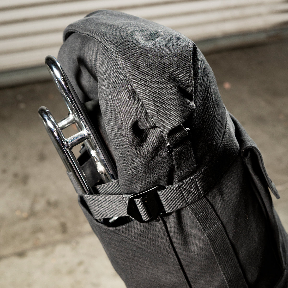 EXFIL-32 Sissy Bar Bag - Black