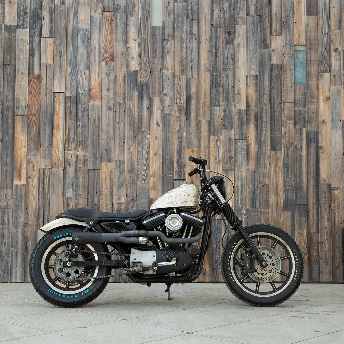CLOSEOUT Zed - Chrome