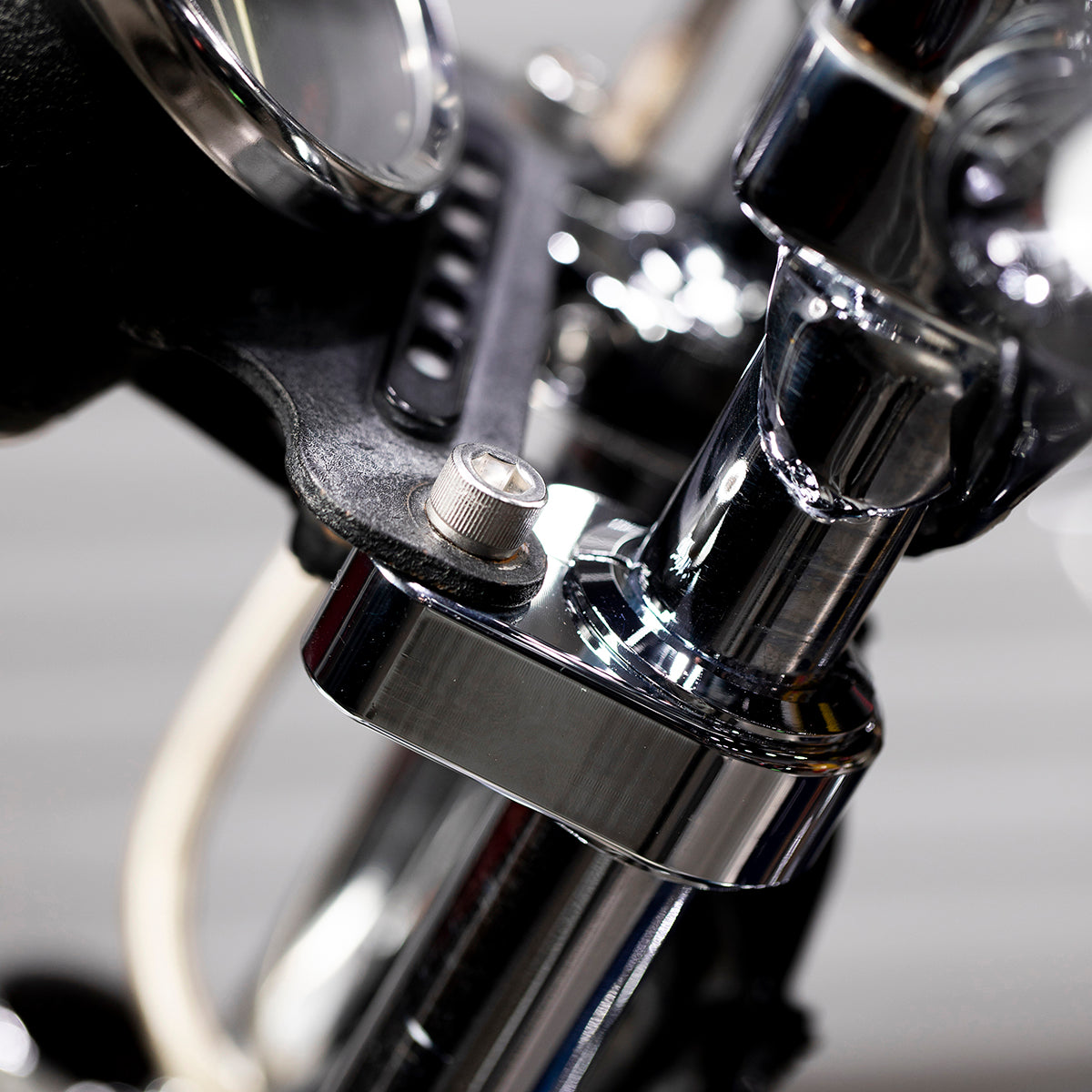 Biltwell O/S Speed Clamps - Chrome