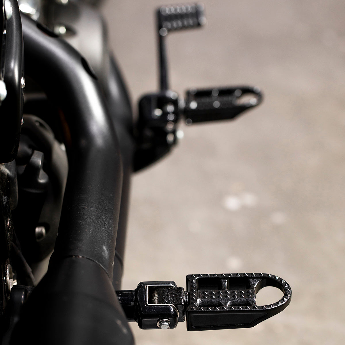 Mushman Foot Pegs HD Passenger - Black Electroplate